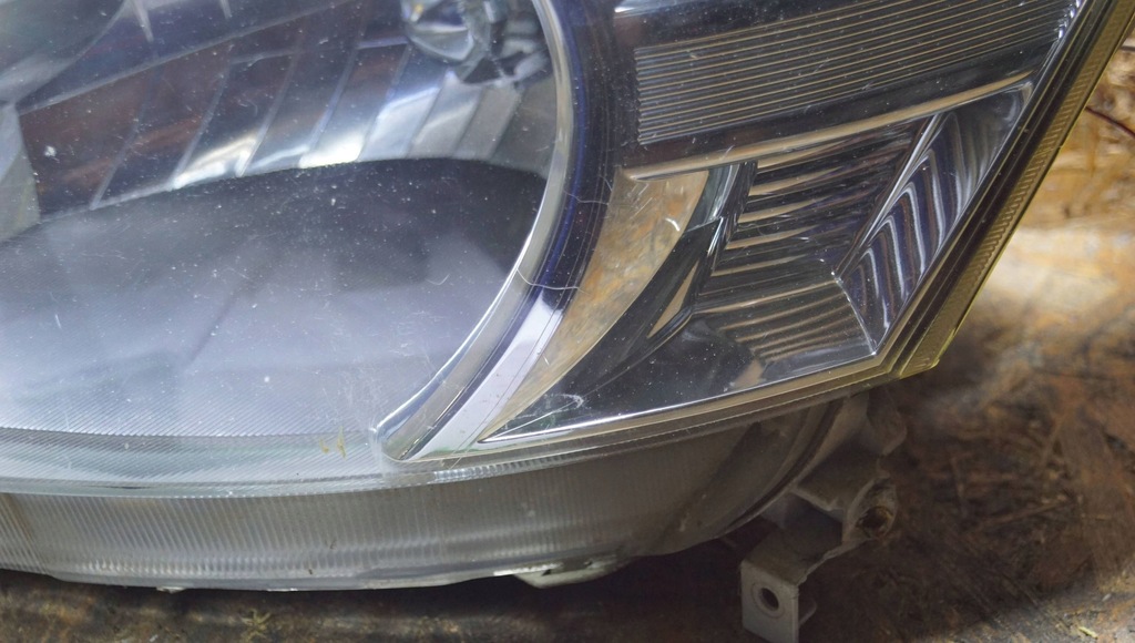 фото №6, Daihatsu materia лампа левый перед uk c1847