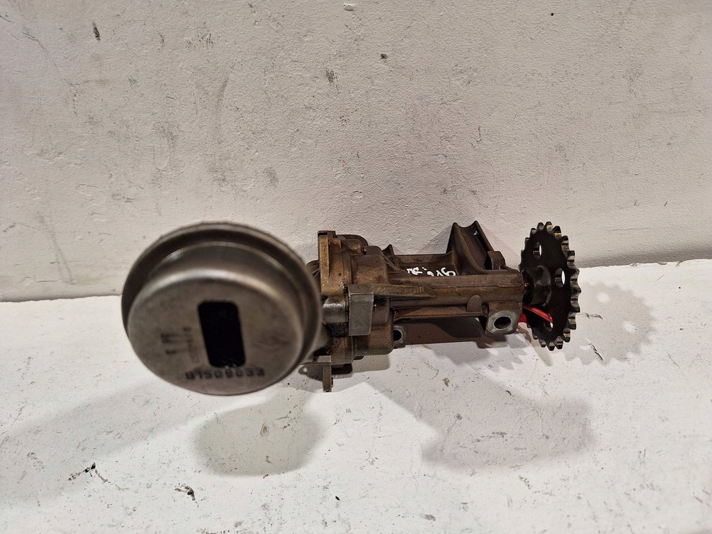 фото №1, Насос оливи 8200150192 renault scenic ii 1.6 16v 03-