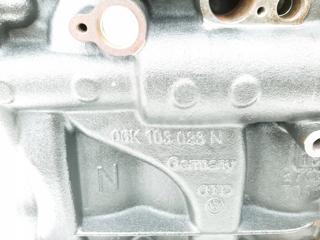 фото №9, Audi a4 b9 2.0 tfsi cvl блок двигателя 06k103023n описание