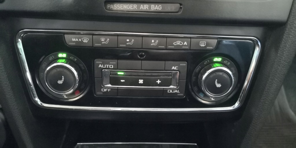 фото №15, Skoda superb ii 2 панель управление кондиционера