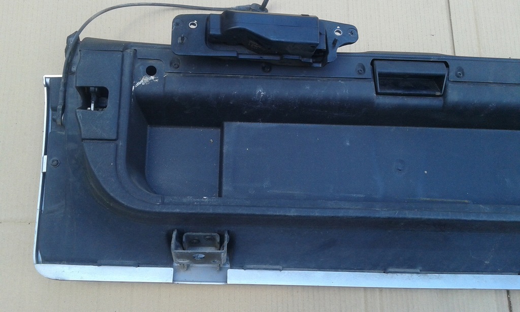 фото №7, Кришка багажника задня задня борт нижня замок citroen c2 03-09