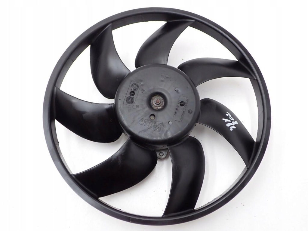 фото №1, Вентилятор вентилятор моторчик peugeot 208 1.2i 16r