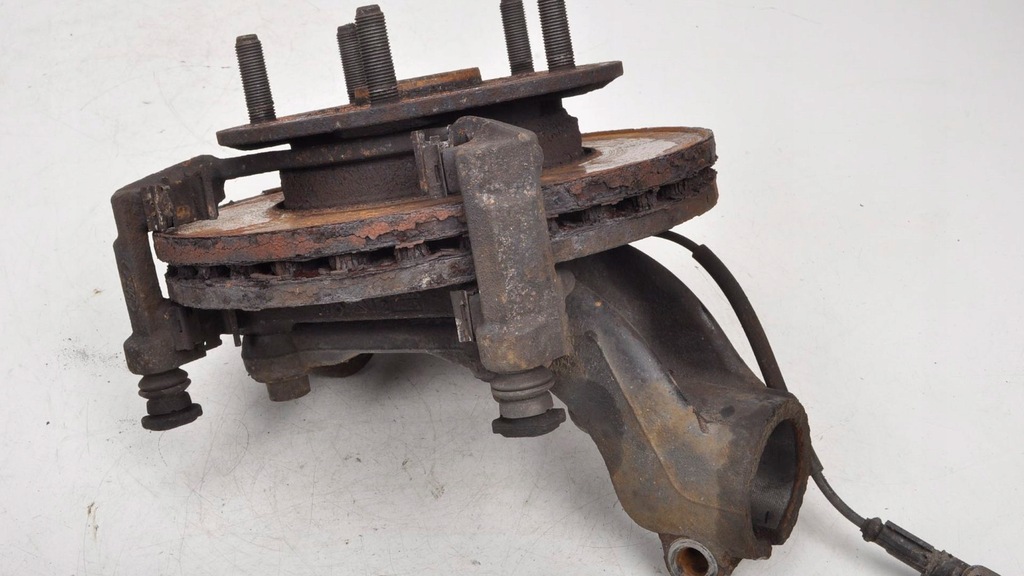 фото №1, Ford transit custom 2.2 поворотный кулак правая передняя