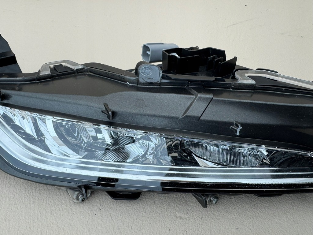 Lexus rx 4 iv lift 19r- противотуманная фара лампа правый перед mde1335444r Доставка