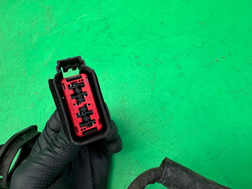 фото №10, Джгут електропроводка двері лівий перед 30724779 volvo c30 06- europa