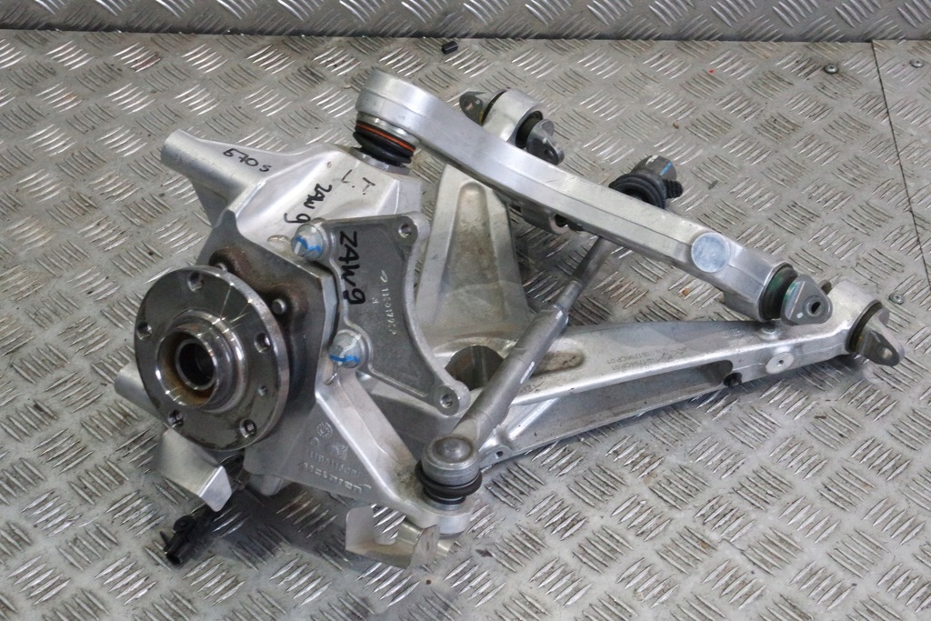 фото №1, Подвеска задняя левый mclaren 570s 11b0115cp zaw9