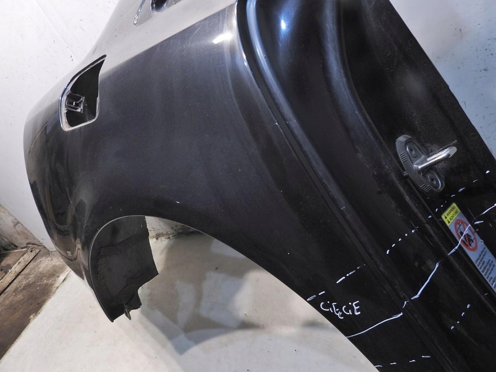 фото №5, Чверть крила правий задня lz9w audi a8 d3