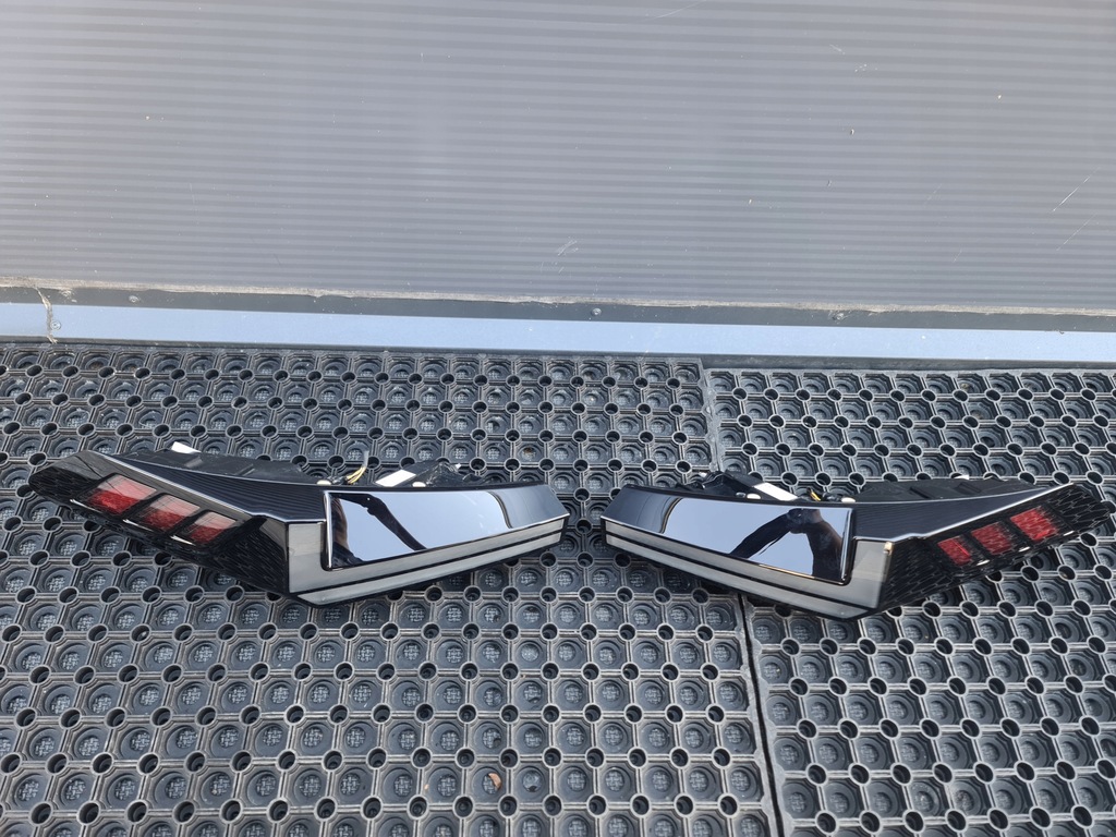 фото №7, Bmw g09 x8 xm кришка багажника задня бампер лампи