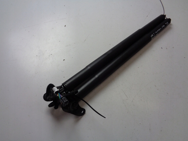 фото №4, Амортизаторы крышки задняя audi q3 ii 83a sportback 2022 r