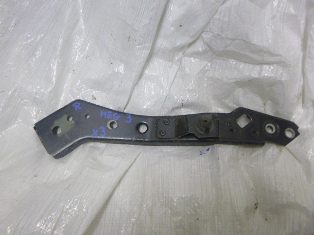 фото №1, Кронштейн панель фары лампы правый перед megane iii