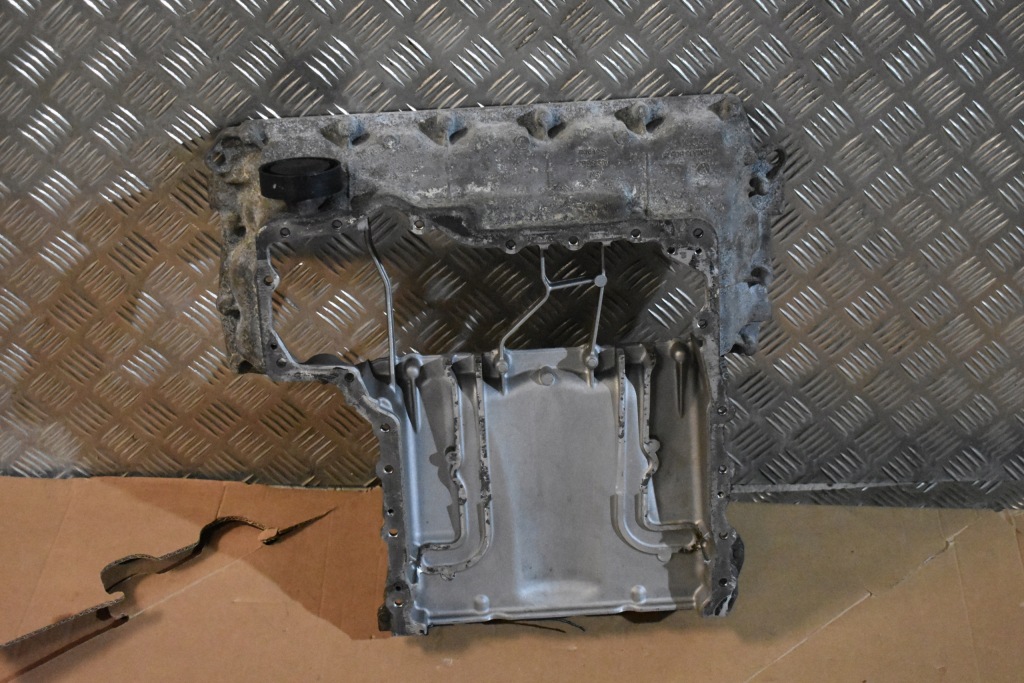 Купити Піддон масляна porsche audi 3.0 tfsi 1