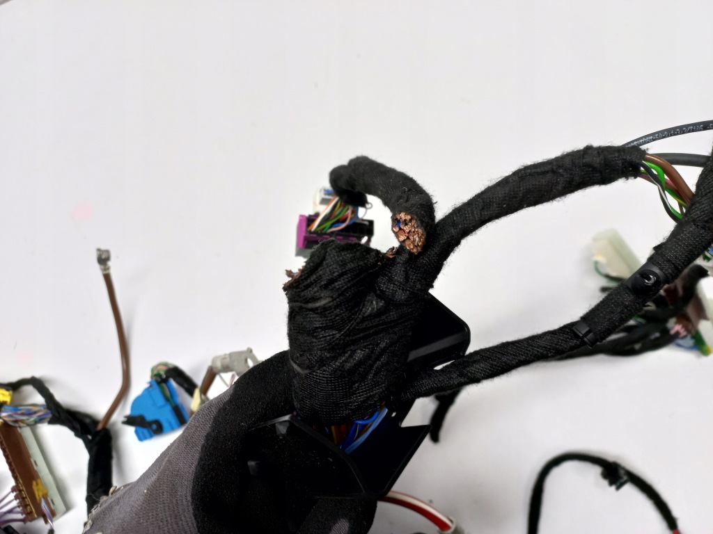 фото №5, Електропроводка джгут консолі mercedes cla a118 w118 w177 w247 tanio