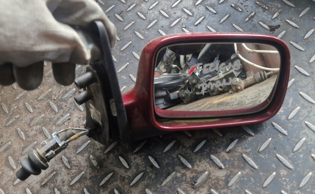 фото №1, Зеркало правое механический felicia i lift