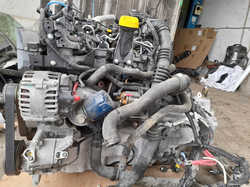 фото №1, Привідний вал права 391003840r duster i 1.5 dci