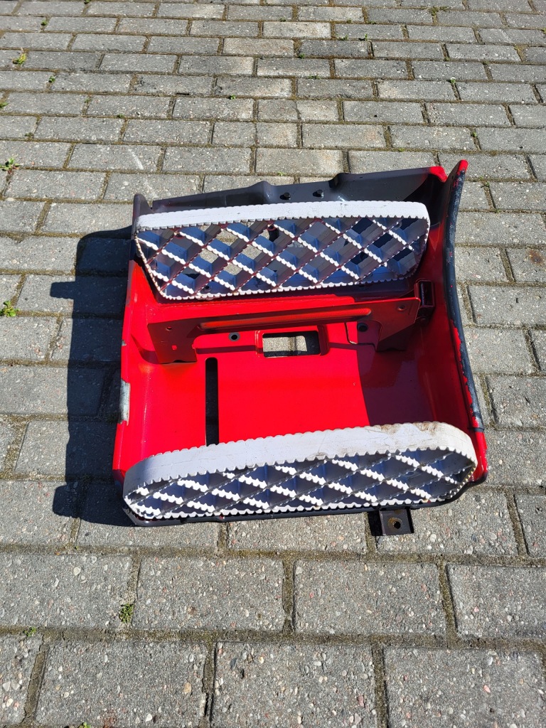 фото №2, Подножка подножка кабины лист scania r