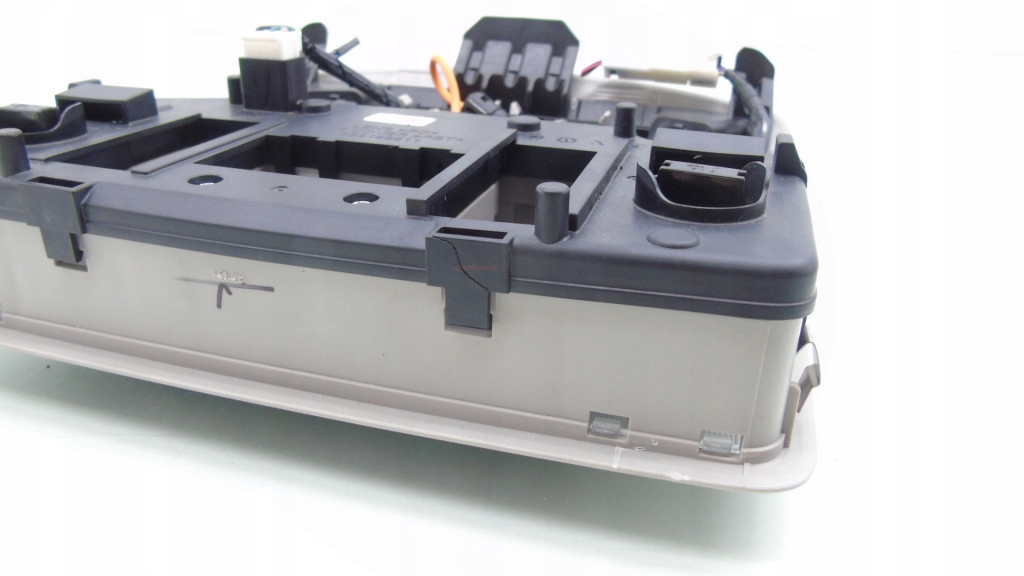 фото №6, Лампа кабіни стельовий mitsubishi eclipse cross 8640a601