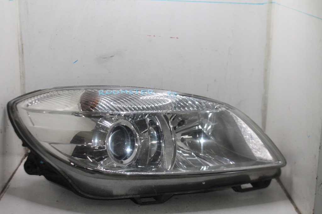 фото №1, Лампа правый перед передняя skoda roomster 10-15 anglik