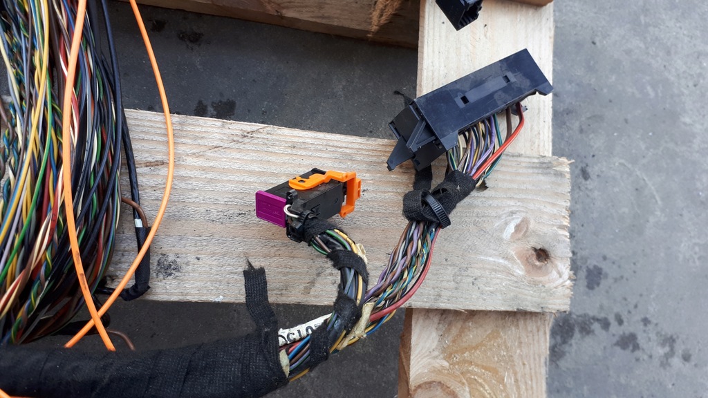 фото №6, A7 4g жгут усилителя bang olufsen a6 c7 4g