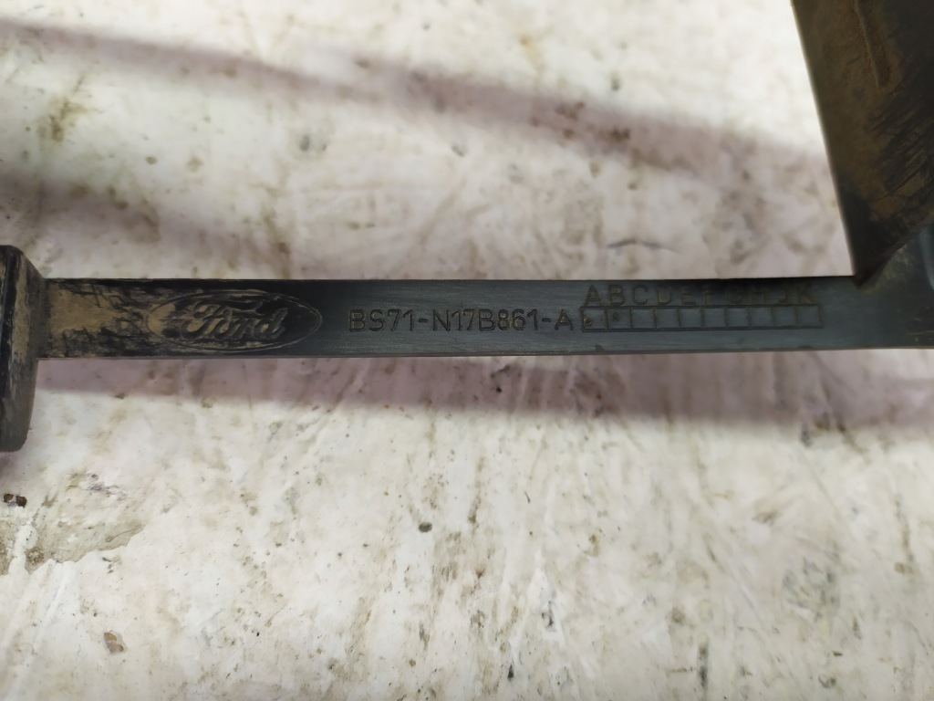 Ford mondeo mk4 lift направляющая бампера задняя в Украине