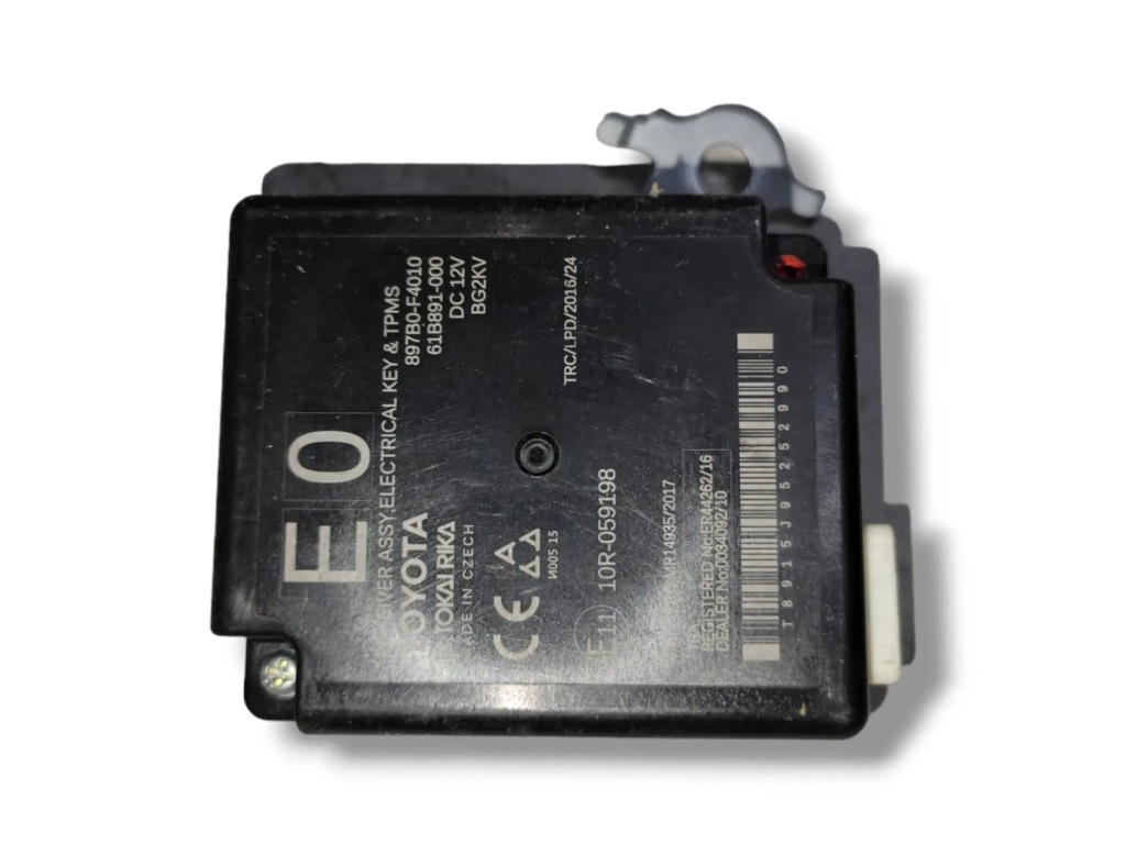 фото №1, 897b0f4010 toyota c-hr 2017 блок управления