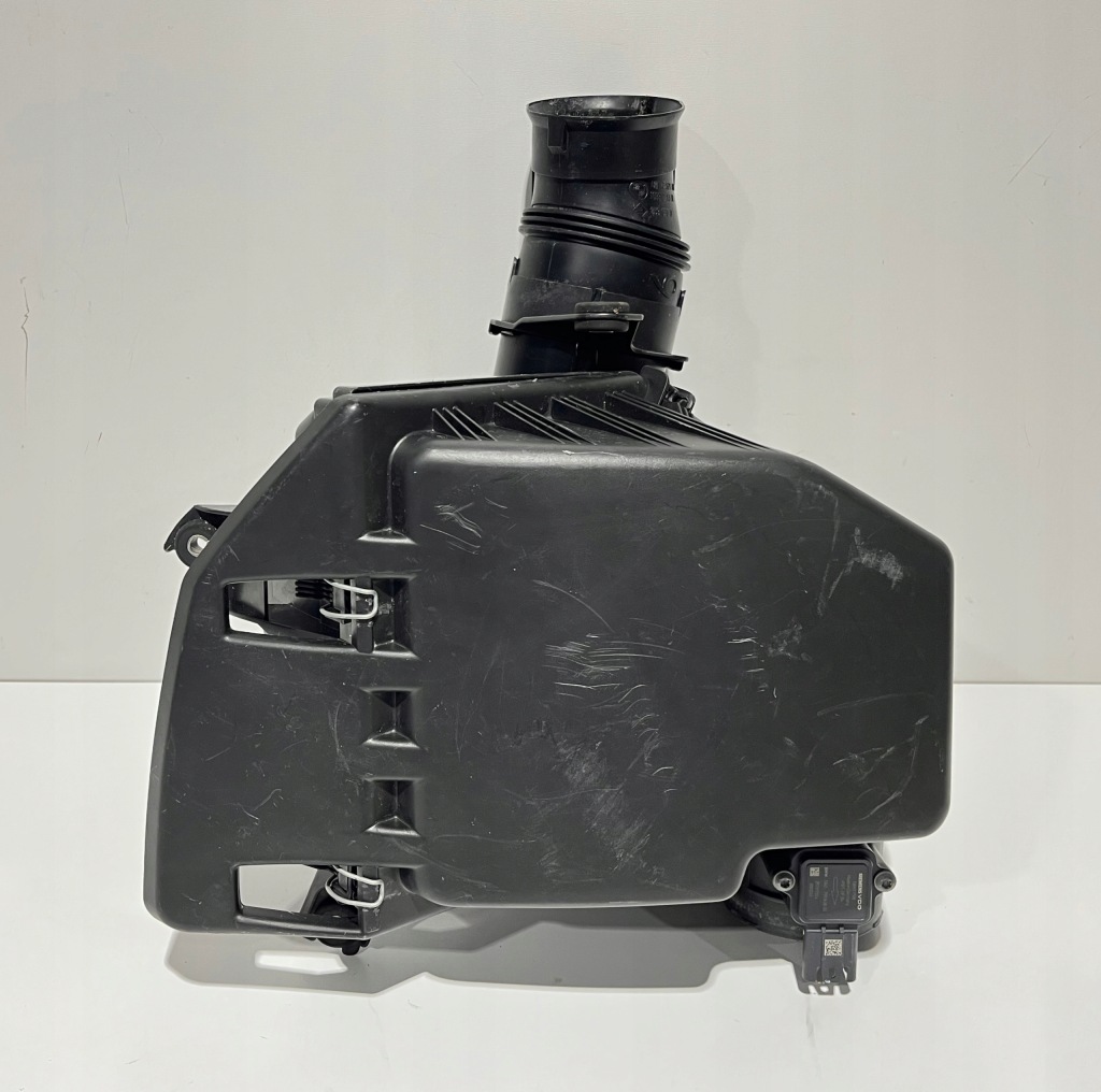 фото №1, Bmw e60 e61 корпус фільтра повітря 7577779