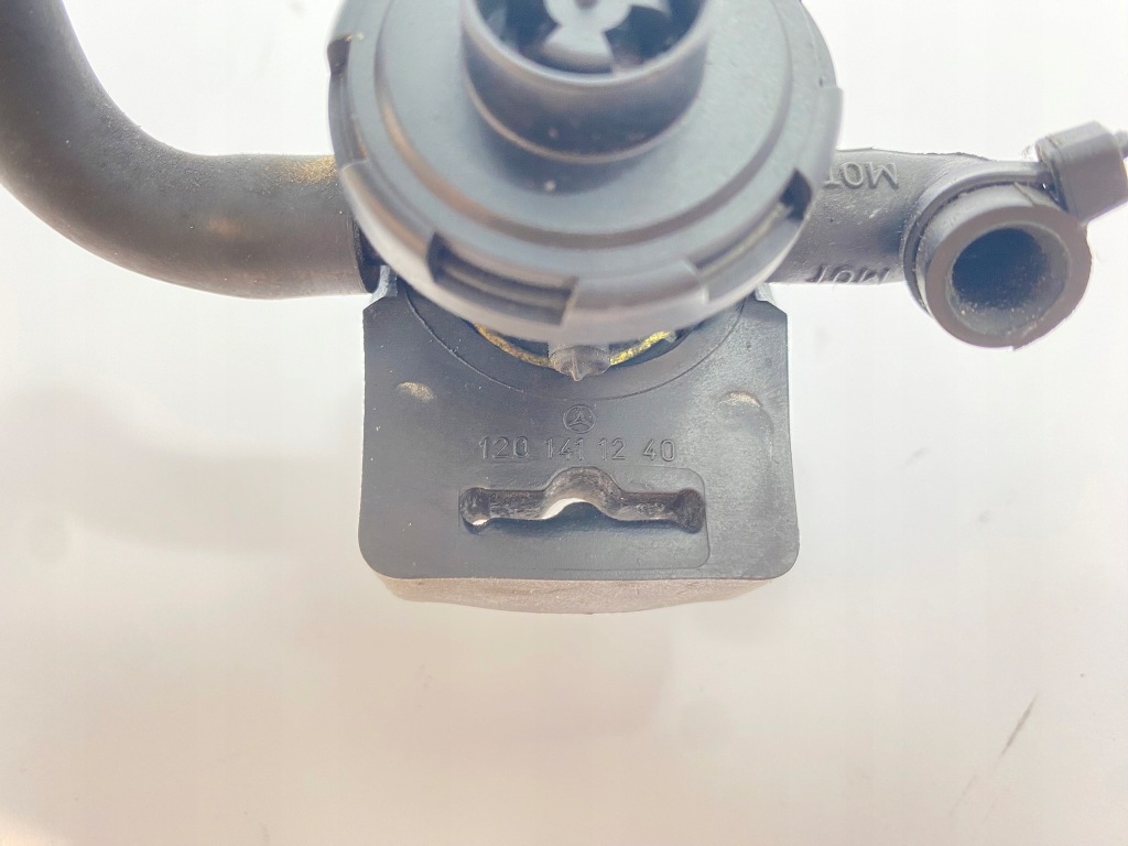 Клапан вакууму egr патрубок mercedes w140 s klasa 0011408060 1201411240 оригінальний номер Доставка