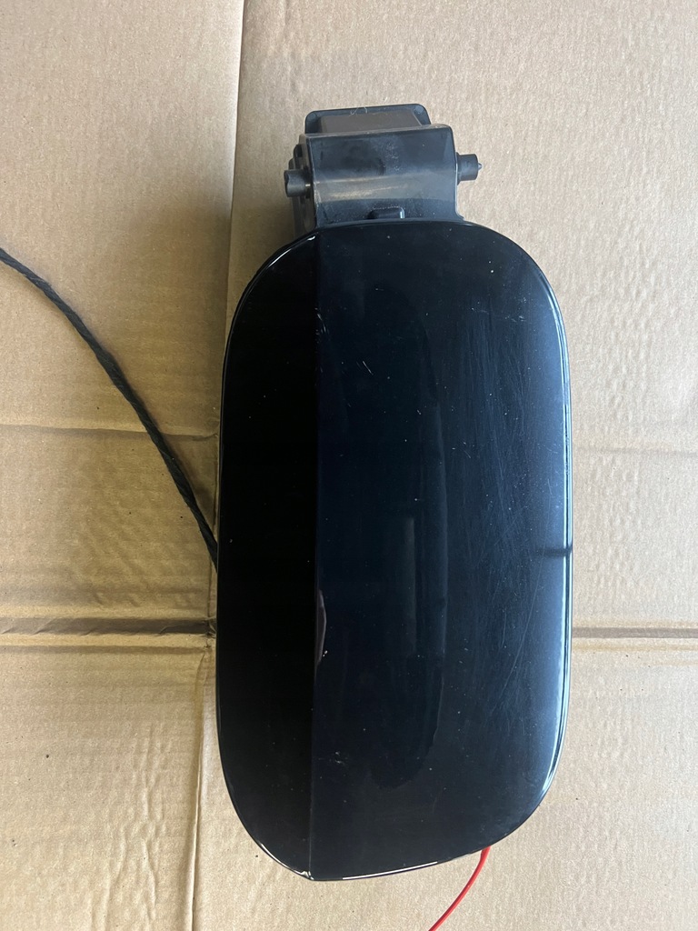 фото №1, Audi a8 d5 крышка заливной топлива 4n0809906g