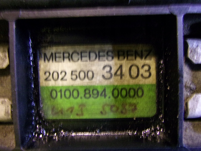Mercedes w202 2.2d 95km радиатор воды 2025003403 Оригинал