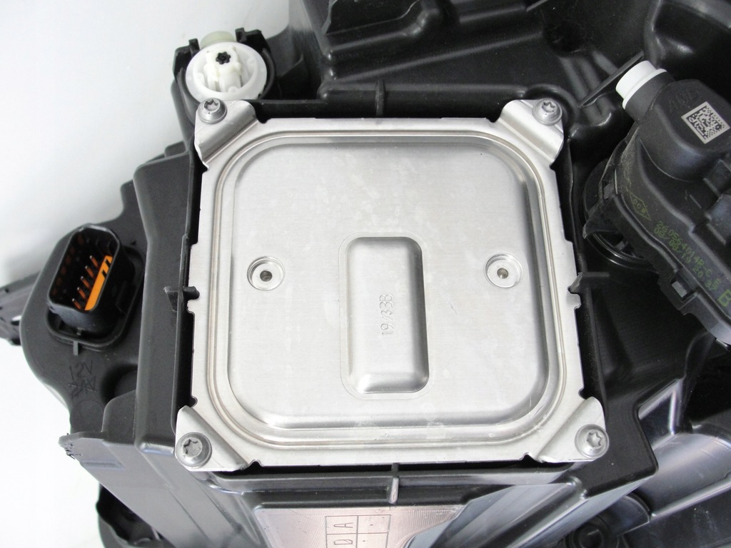 фото №11, Лампа перед права renault captur ii 2019- full led 260104525r