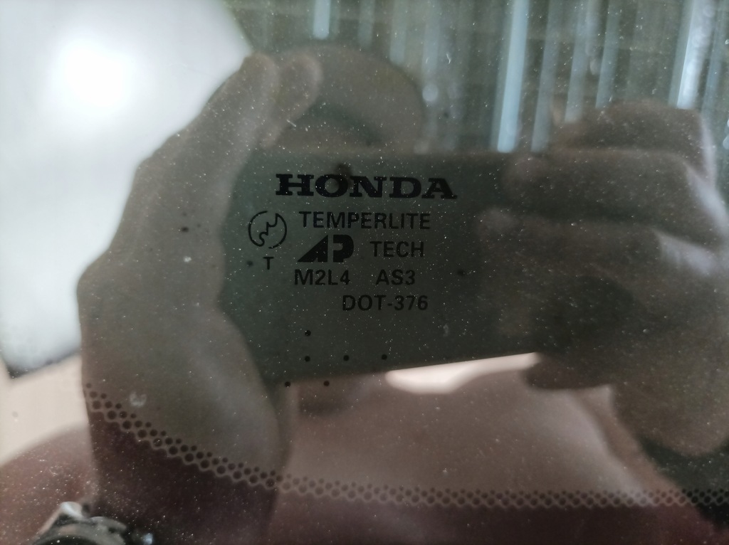 фото №13, Honda odyssey 99 стекло кузовная правый задняя usa