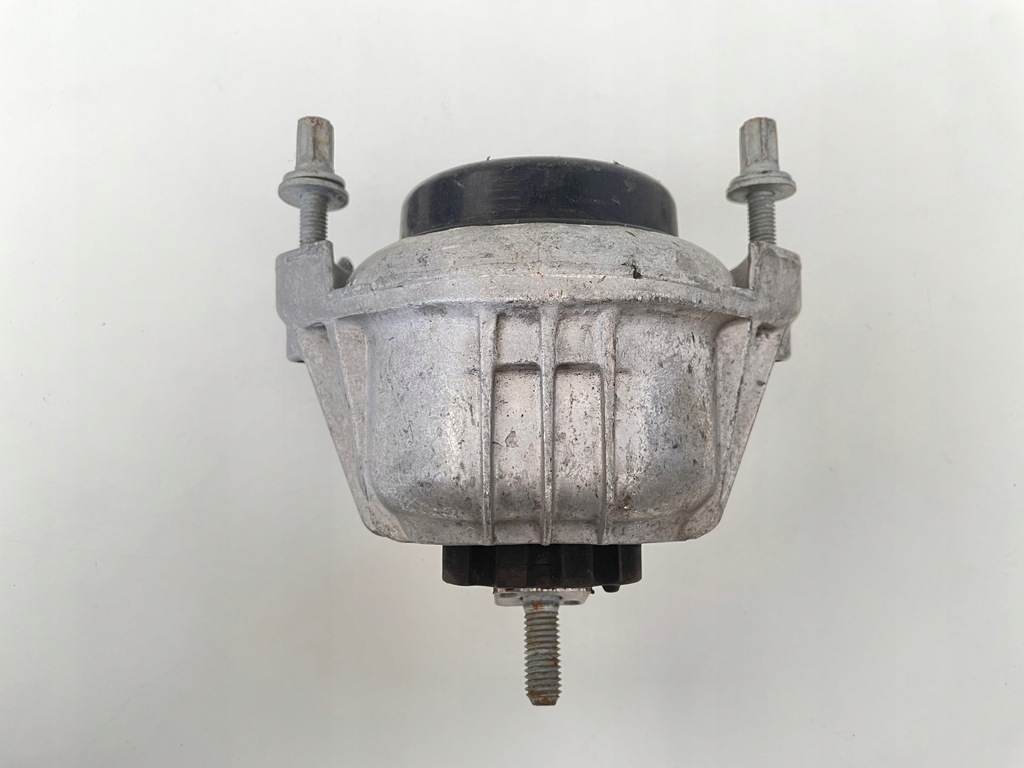фото №5, Кронштейн подушка двигуна bmw 1 e81 e87 6768800-03