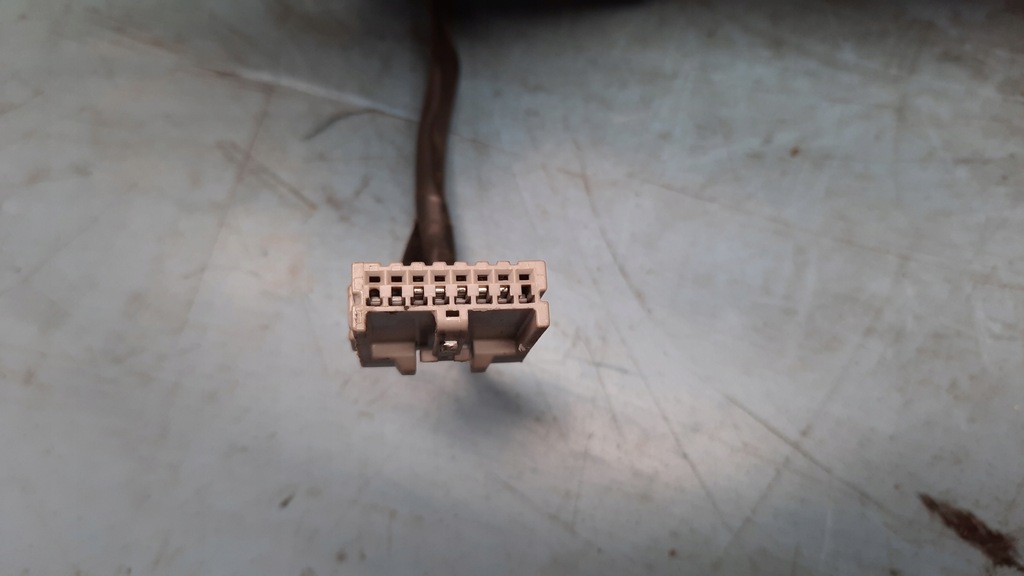 фото №5, Listerko левая nissan primera p12 04r 5 pin