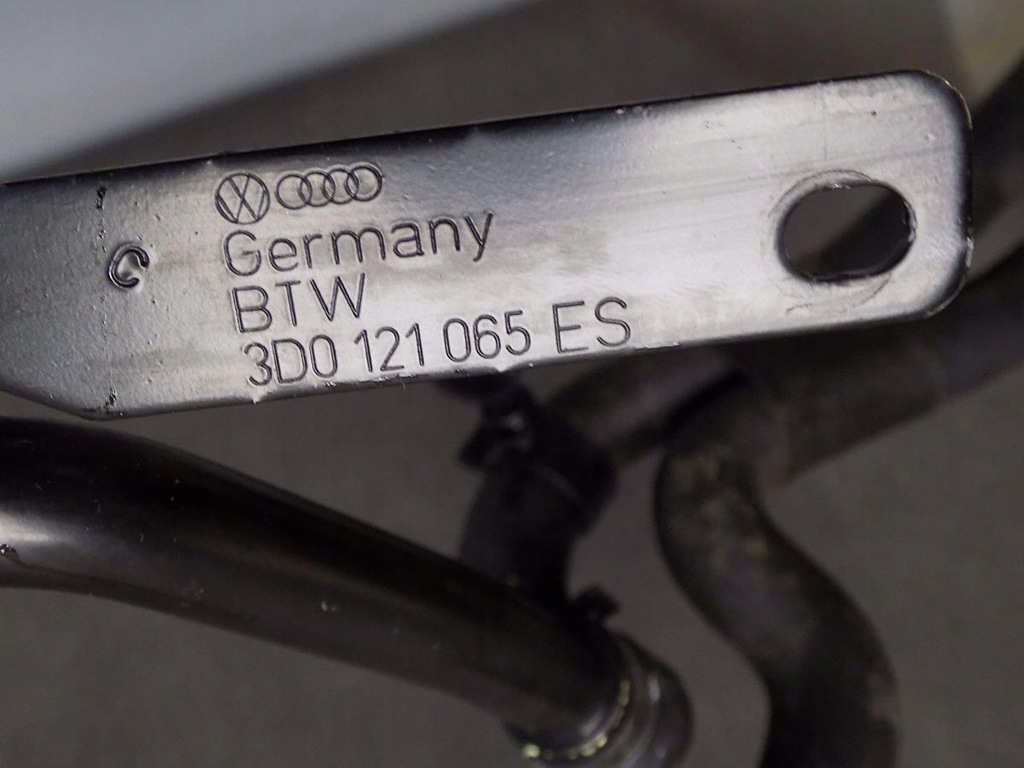 фото №3, Vw phaeton труба водяная 3d0121065es