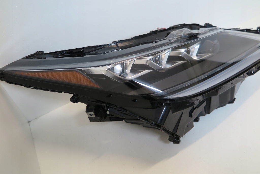 Фара фара перед передняя правый  lexus rx iv рестайлинг  full led 81145-48g01 Доставка