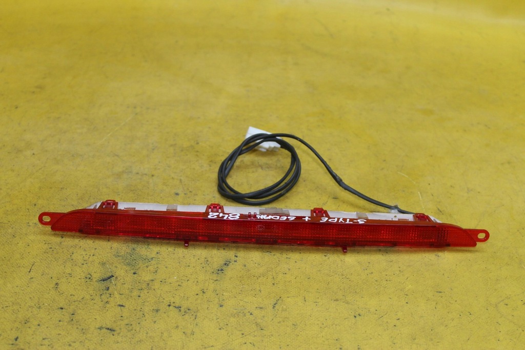 фото №1, Третий свет стоп-сигнал jaguar s-type fl