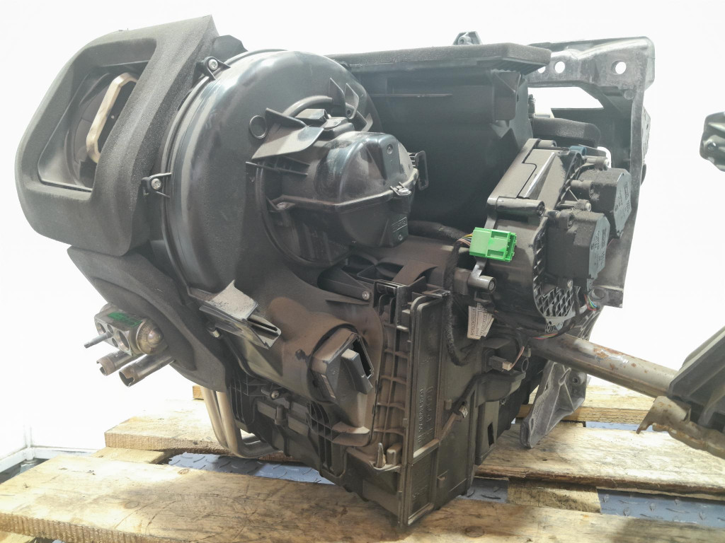 фото №5, Volvo xc60 i lift обігрівач повітродувка вентилятор каркас панелі eu p31390885