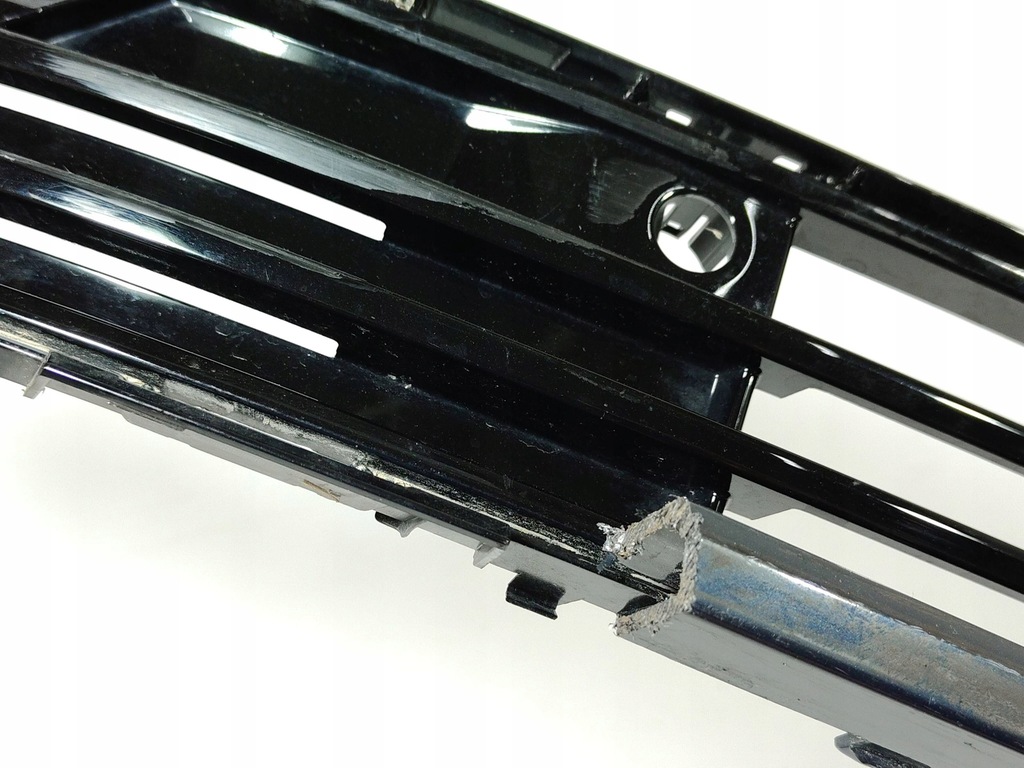 фото №16, Polestar 2 решітка радіатора решітка решітка радіатора перед 31663679