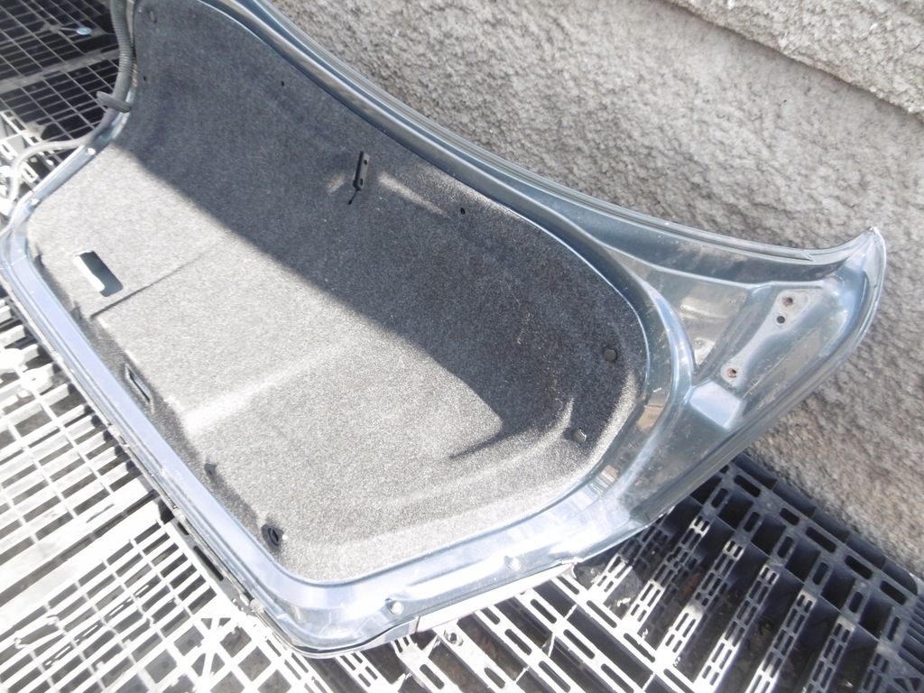 фото №11, Крышка багажника задняя багажника лампы infiniti m30 m35 m37