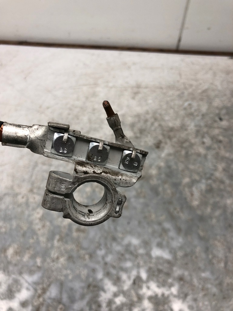 фото №3, Клемма минус renault master iii iv 240804535r