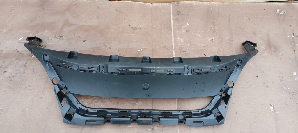 фото №1, Решётка радиатора решётка радиатора усилитель peugeot 3008 ii 2 16-21r