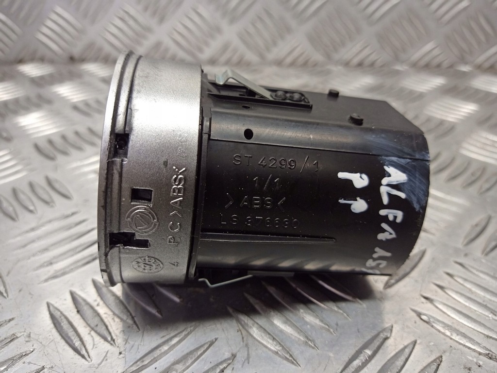 фото №1, Решітка середня обдув alfa romeo 159 1.9 jtd ls376630