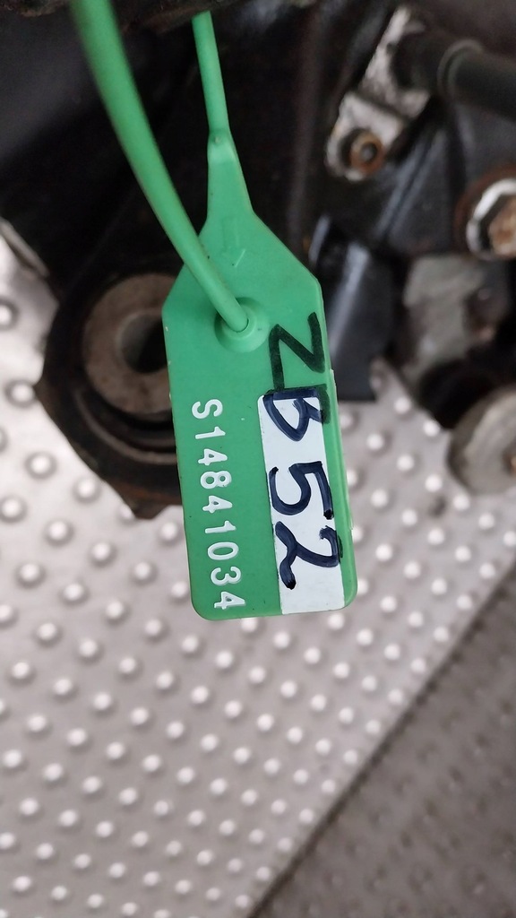 фото №8, Поворотний кулак ступиця лівий задня 6761579 bmw 1 e81 e87 e88 3 e90 e91 e92