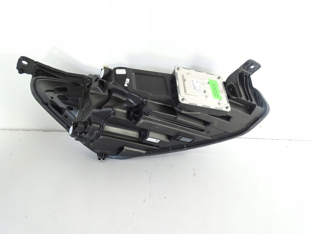 Фара передняя левая ford focus mk4 в Украине