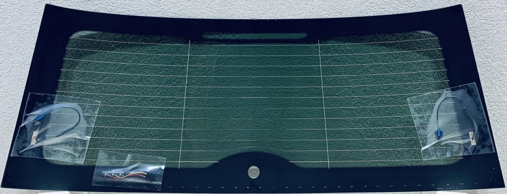 Стекло задняя mini r56 3d 2006-2014 Цена