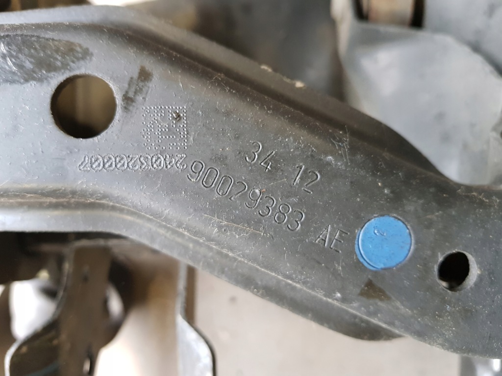 Балка підвіска задній peugeot 508 rxh hdi hybrid 4x4 Недорого