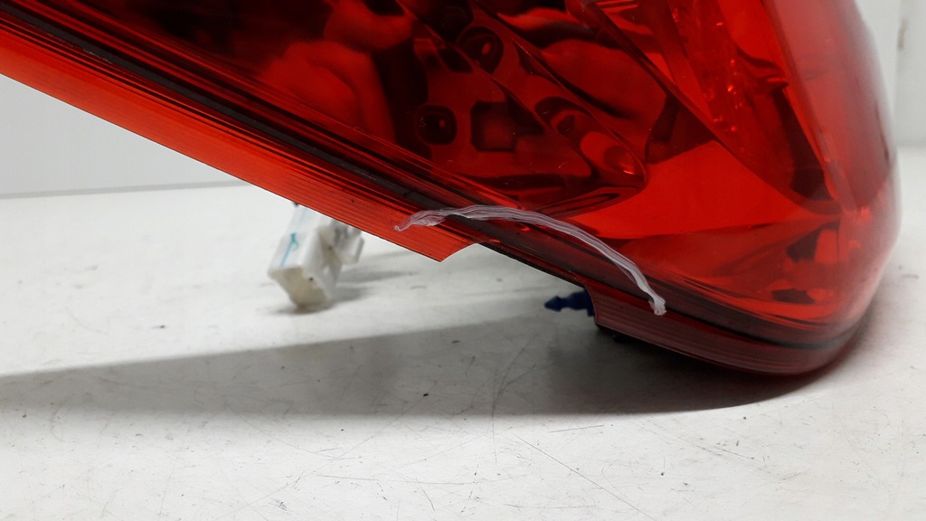 фото №10, Space star 2 ii lift 20- лампа левая задняя 8330b021