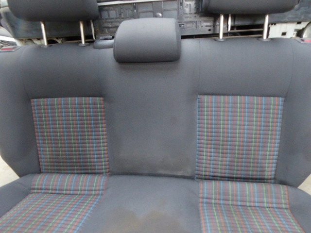 фото №10, Polo iv 9n lift 05-09 заднє сидіння задня підголівники ручка кронштейн pas isofix