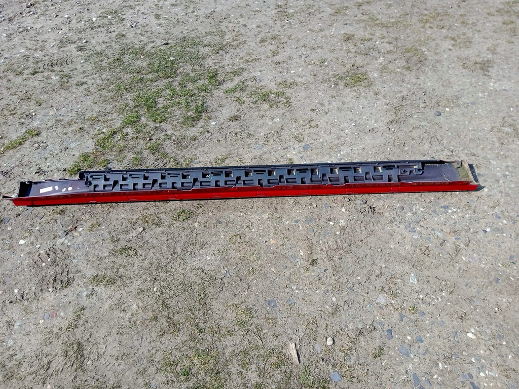 фото №10, Alfa romeo stelvio молдинг поріг права 156146596dx