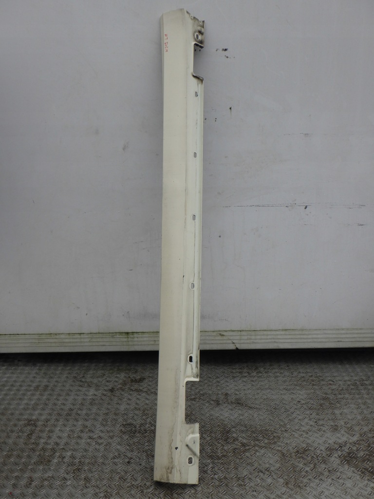 фото №1, Mercedes w212 молдинг поріг ліва