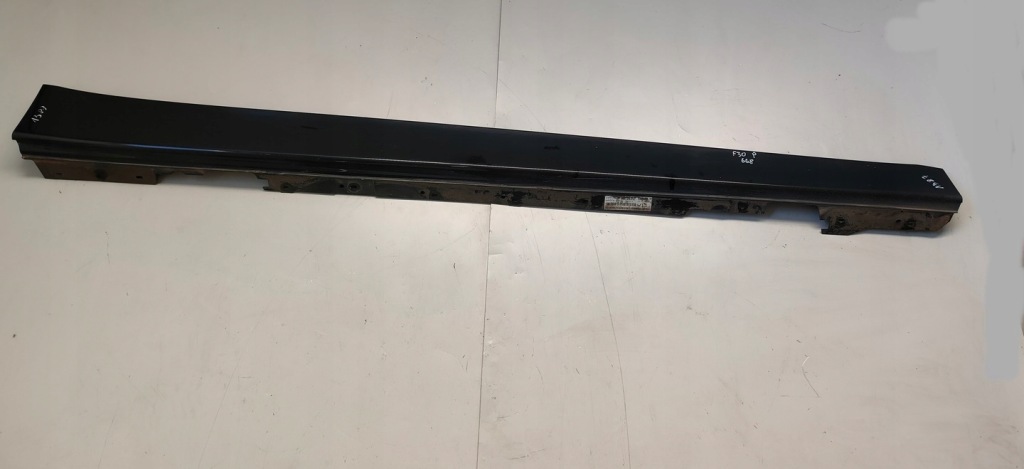 фото №1, Bmw f30 молдинг порог правая schwarz 2